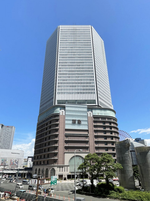 大阪梅田ツインタワーズ・ノース 外観（梅田のランドマークタワー）