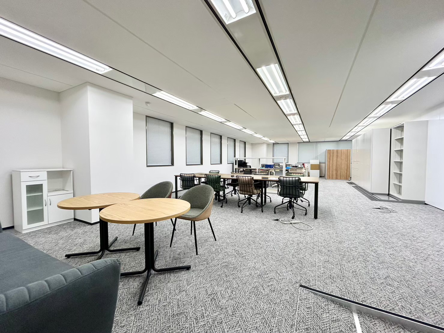 ビルディングデザインのオフィス事例1