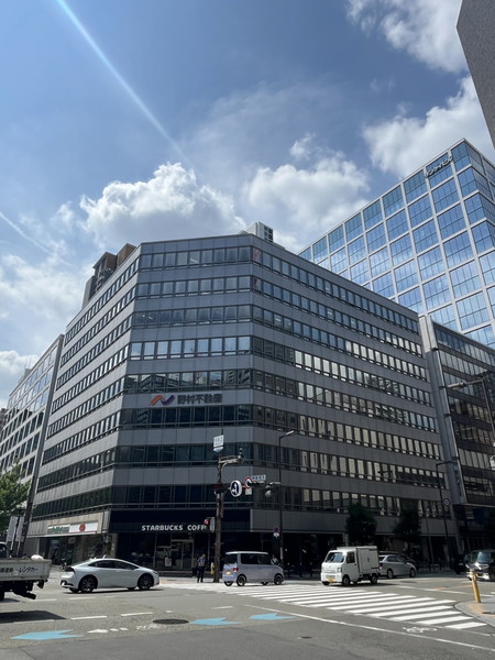 野村不動産御堂筋本町ビル 外観（本町のランドマーク）