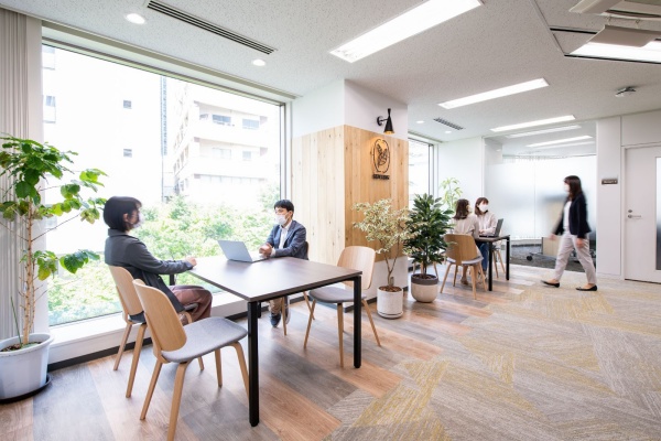 リリカラのオフィスデザイン事例