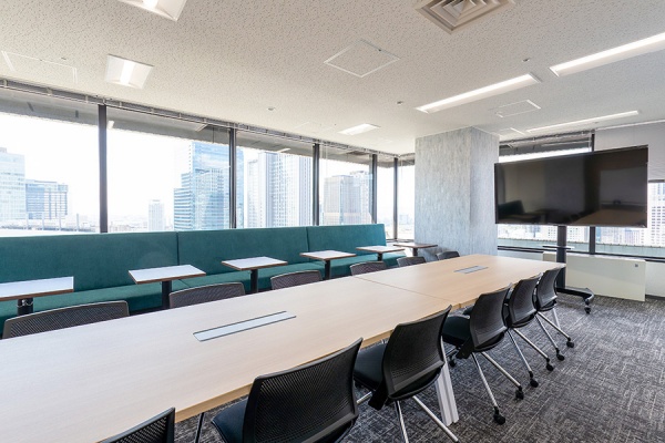 オフィスバスターズデザインのオフィスデザイン事例