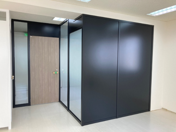 サン総合企画のオフィスデザイン事例1